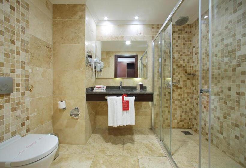 Standard Room, Ramada By Wyndham Istanbul Merter