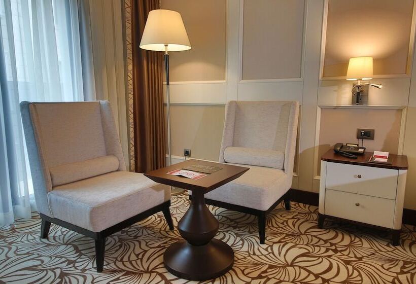 Standard Room Adapted for people with reduced mobility, Ramada By Wyndham Istanbul Merter