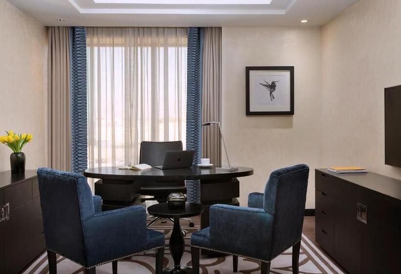 皇家两卧套房, Voco   Riyadh, An Ihg Hotel   فندق فوكو الرياض, احدى فنادق مجموعة إنتركونتيننتال
