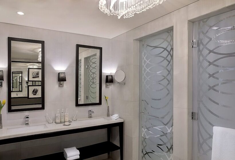 皇家两卧套房, Voco   Riyadh, An Ihg Hotel   فندق فوكو الرياض, احدى فنادق مجموعة إنتركونتيننتال