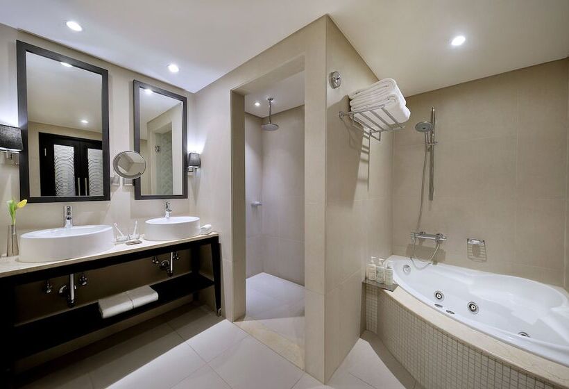皇家两卧套房, Voco   Riyadh, An Ihg Hotel   فندق فوكو الرياض, احدى فنادق مجموعة إنتركونتيننتال