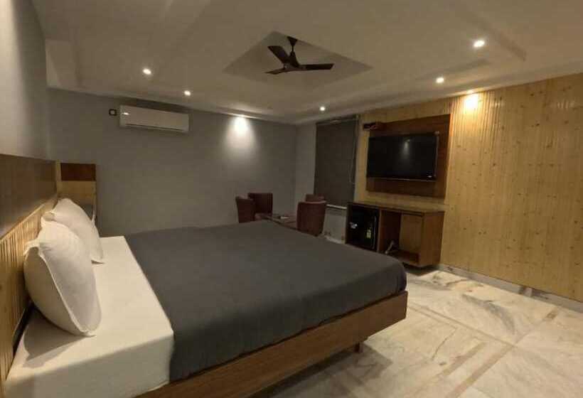 اتاق لوکس, Cottage Yes Please   New Delhi
