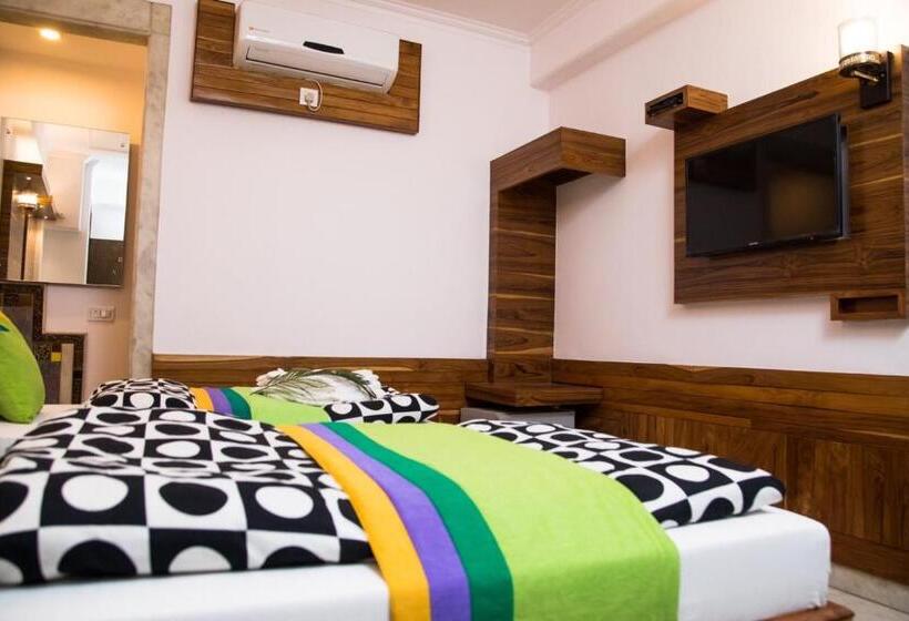 اتاق خانوادگی, Cottage Yes Please   New Delhi