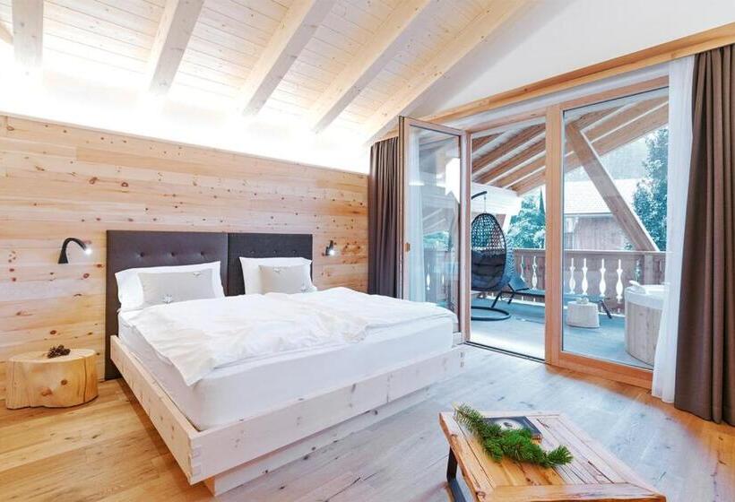 Полулюкс с Балконом, Pineta Nature Resort  Wellness & Spa