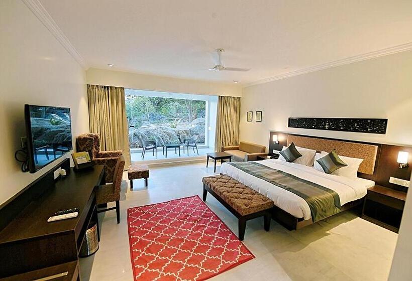 Quarto Deluxe, Tatsaraasa Resort & Spa, Udaipur