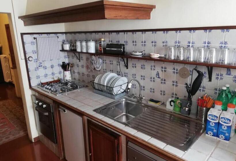 آپارتمان 2 خوابه, La Rosa Townhouse