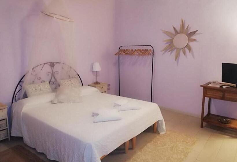 آپارتمان 2 خوابه, La Rosa Townhouse