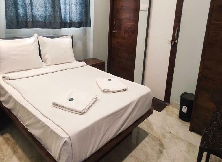 Номер Стандарт, Shankar Residency, Akkalkot