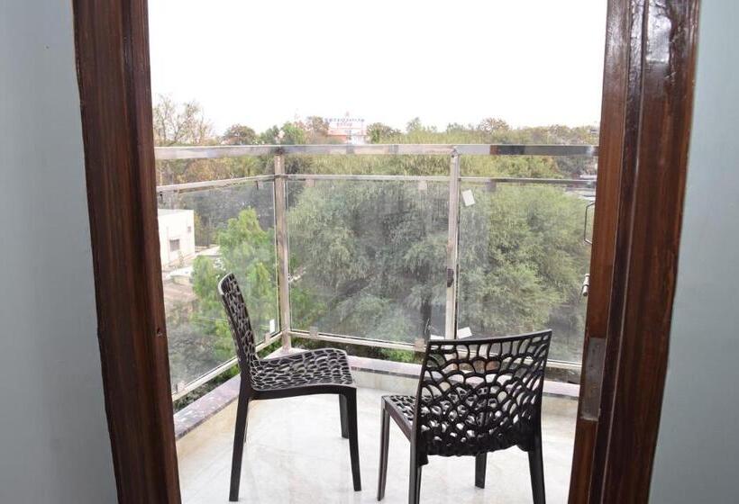 Номер Deluxe, Shankar Residency, Akkalkot
