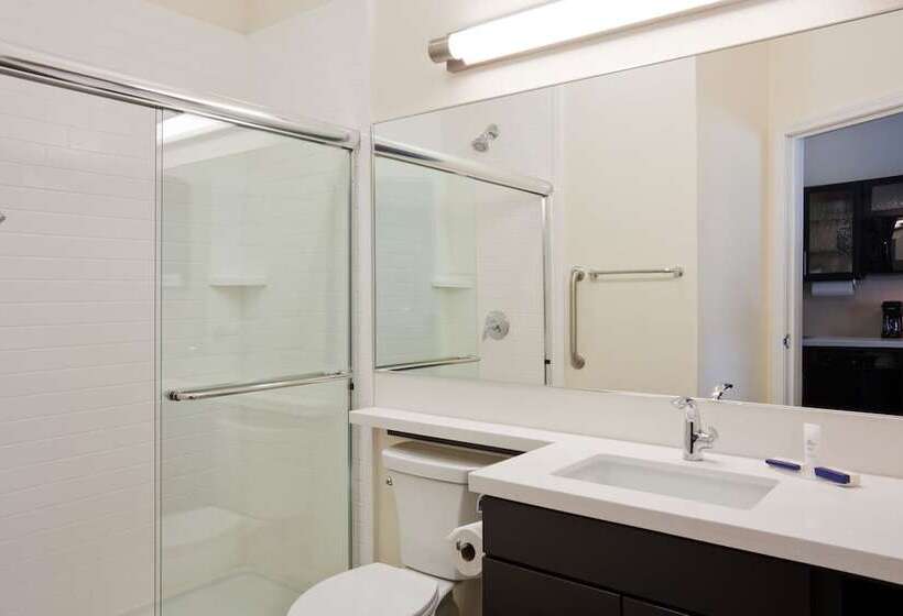 스탠다드 룸, Candlewood Suites Dickinson, An Ihg