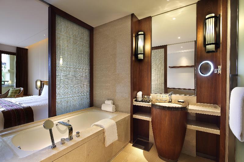 Стандартный Номер Кровать Кинг, Crowne Plaza Resort Xishuangbanna Parkview By Ihg