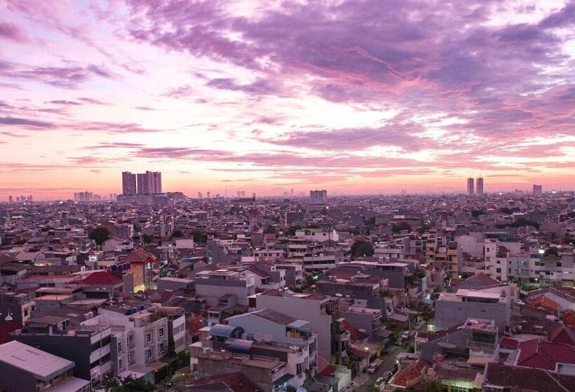 Люкс 2 Спальни, Holiday Inn & Suites Jakarta Gajah Mada, An Ihg