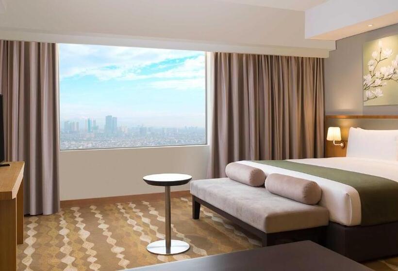 Люкс Кровать Кинг, Holiday Inn & Suites Jakarta Gajah Mada, An Ihg