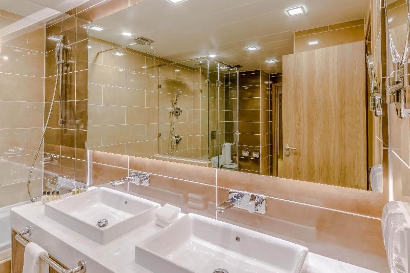 سوئیت با تخت بزرگ, Holiday Inn Ulaanbaatar, An Ihg