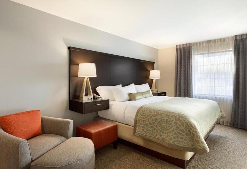 带大床的套房, Staybridge Suites Midland By Ihg
