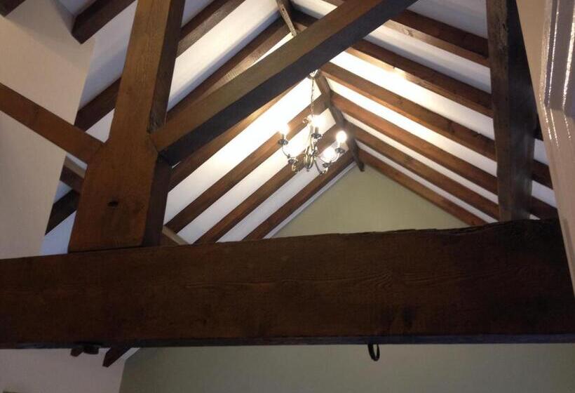 デラックスルーム, Newsham Grange Farm