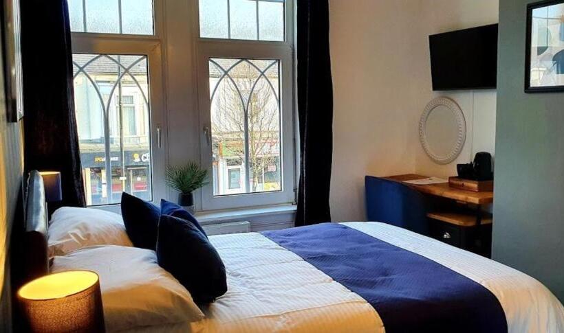 Номер Стандарт, The Clifton