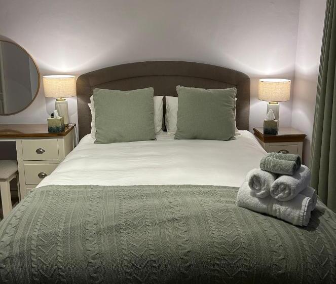 Номер Стандарт, Castlecroft Bed And Breakfast