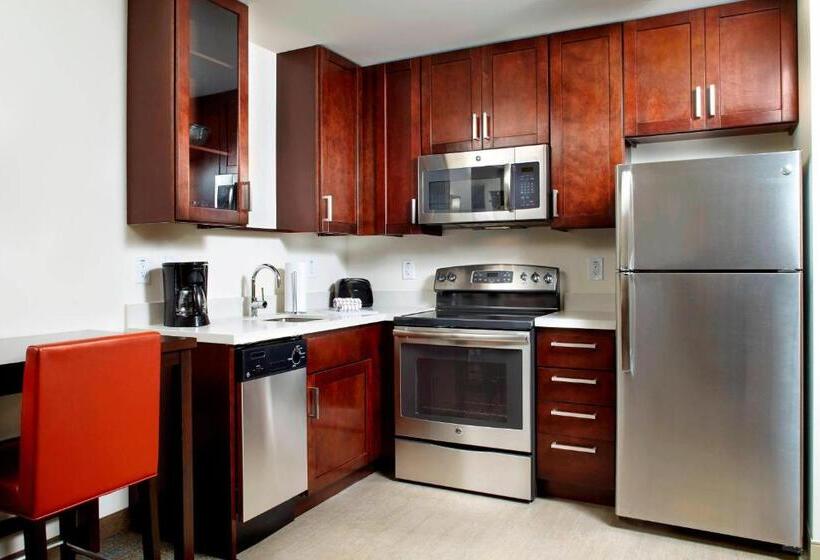 带大床的标准工作室, Residence Inn By Marriott Orlando Lake Nona