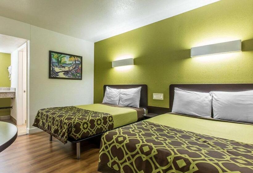 Номер Стандарт 2 Двуспальные Кровати, Rodeway Inn Downtown Hanford