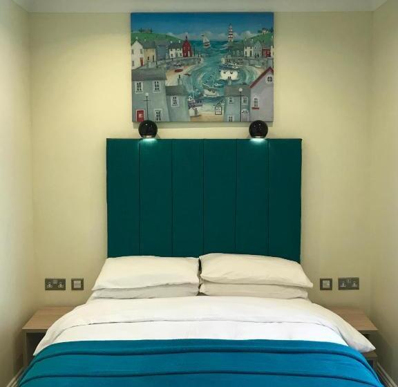 Семейный Номер, Cassandra Guest House
