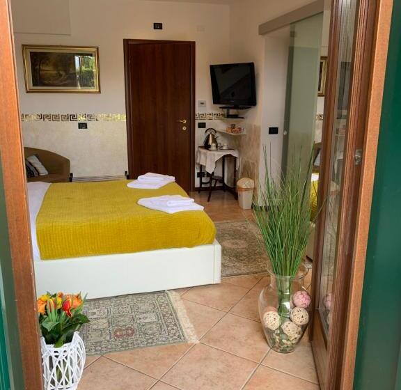اتاق لوکس, B&b Garda 4u