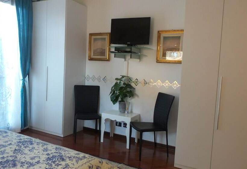 اتاق لوکس چهار تخته, B&b Garda 4u