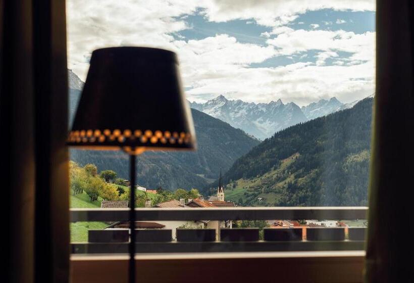Люкс Вид на Горы, Panoramahotel Fliesserhof
