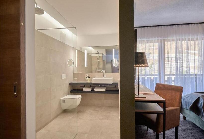 Полулюкс Вид на Горы, Panoramahotel Fliesserhof
