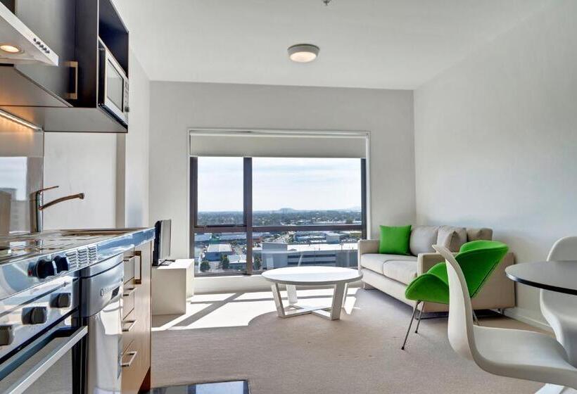 Апартаменты 1 Спальня, Mcentral Apartments Manukau