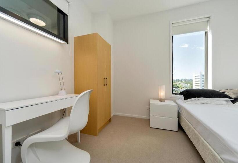 Апартаменты 2 Спальни, Mcentral Apartments Manukau