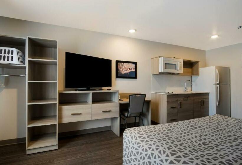 Люкс, Woodspring Suites Grand Rapids Kentwood