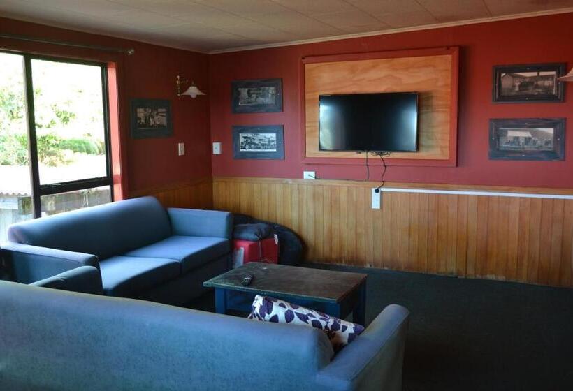 Номер Стандарт Индивидуальный Совместная Ванная, Chateau Backpackers & Motels