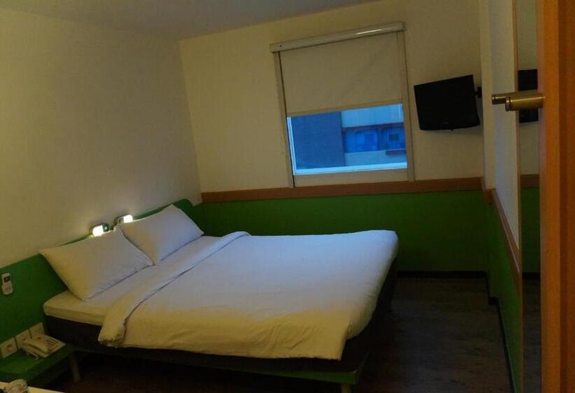 اتاق استاندارد, Ibis Budget Jakarta Airport