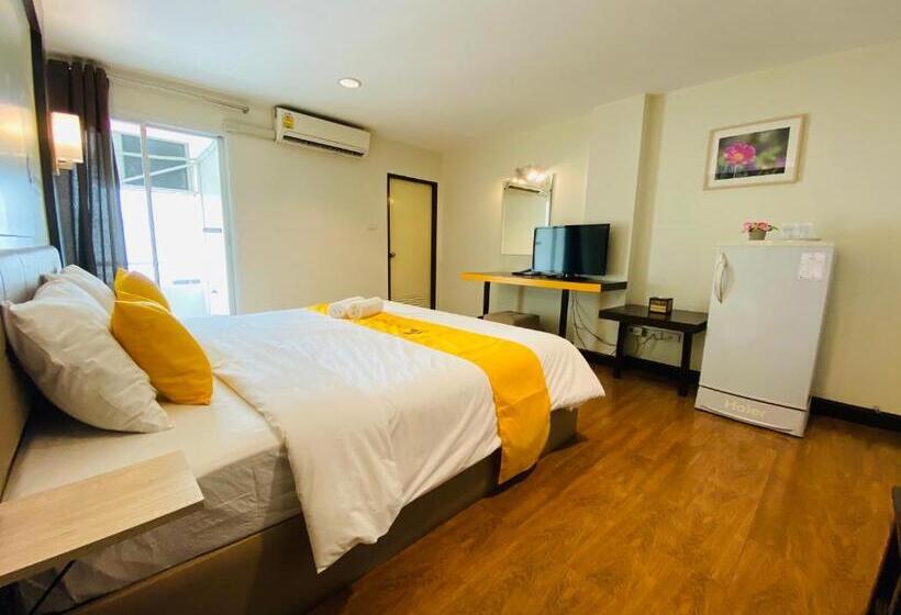 デラックスルーム, Lee's Mark Residence