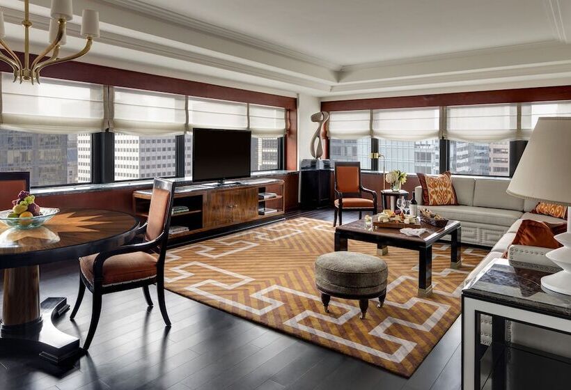 سوئیت 2 خوابه, The Towers At Lotte New York Palace
