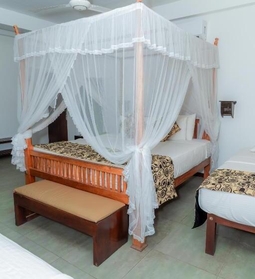 Mini suite with sea view, Rock Fort