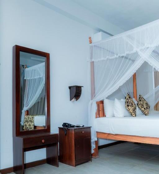 Mini suite with sea view, Rock Fort