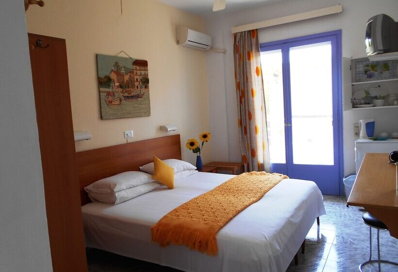 Номер Стандарт, Florida Hotel & Apartments   Adults Only