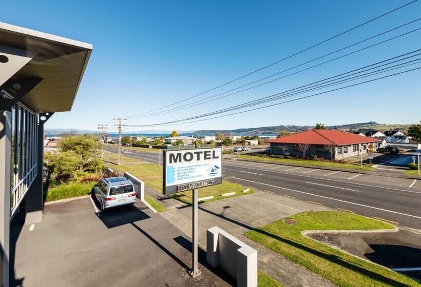 Люкс Повышенной Комфортности, Lake Taupo Motor Inn