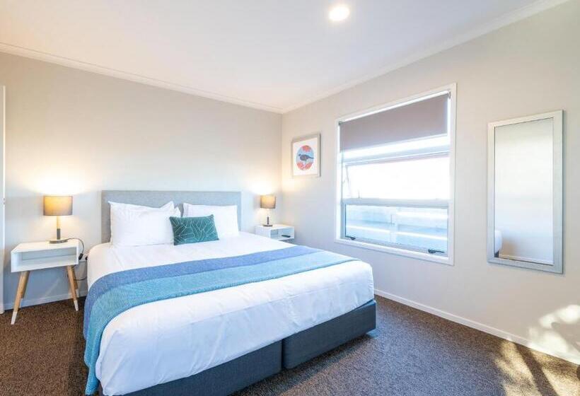 Люкс Deluxe 2 Спальни, Lake Taupo Motor Inn