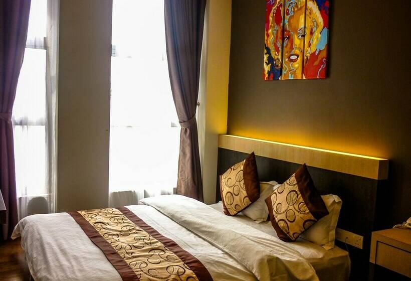 غرفة قياسية, Lot 10 Boutique