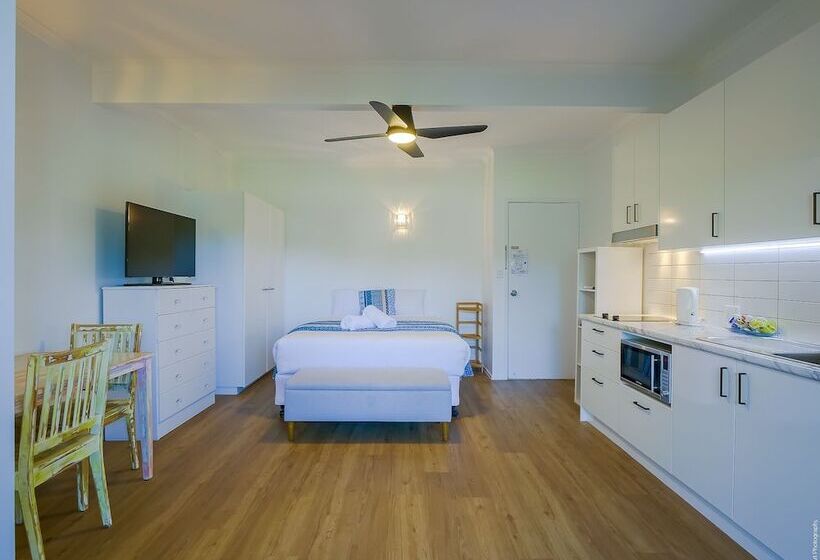 Студия Deluxe, Boat Harbour Studio Apartments And Villas