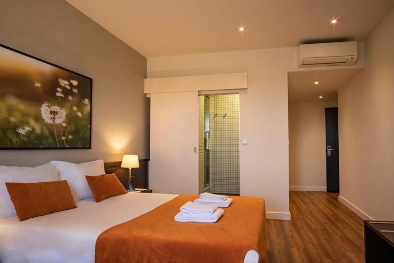 اتاق سوپریور, Riversuites