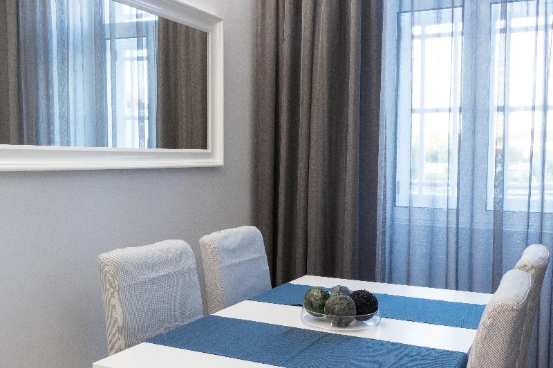 آپارتمان 1 خوابه, Riversuites