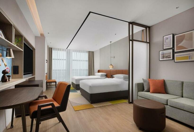 Номер Superior, Home2 Suites By Hilton Guiyang Airport