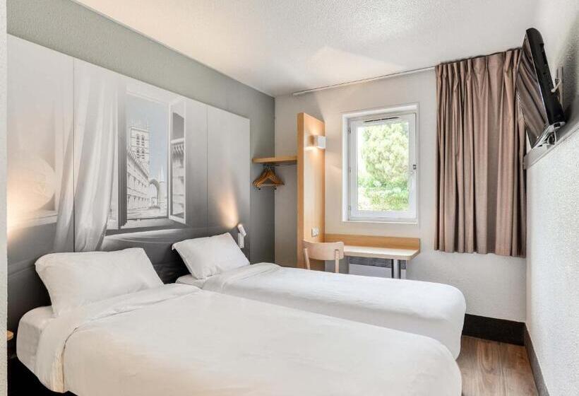 Номер Стандарт, B&B Montpellier 1