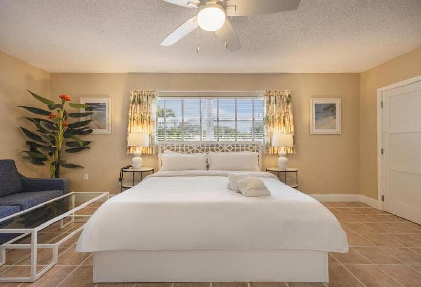 Escritório Estándar, Coconut Bay Resort