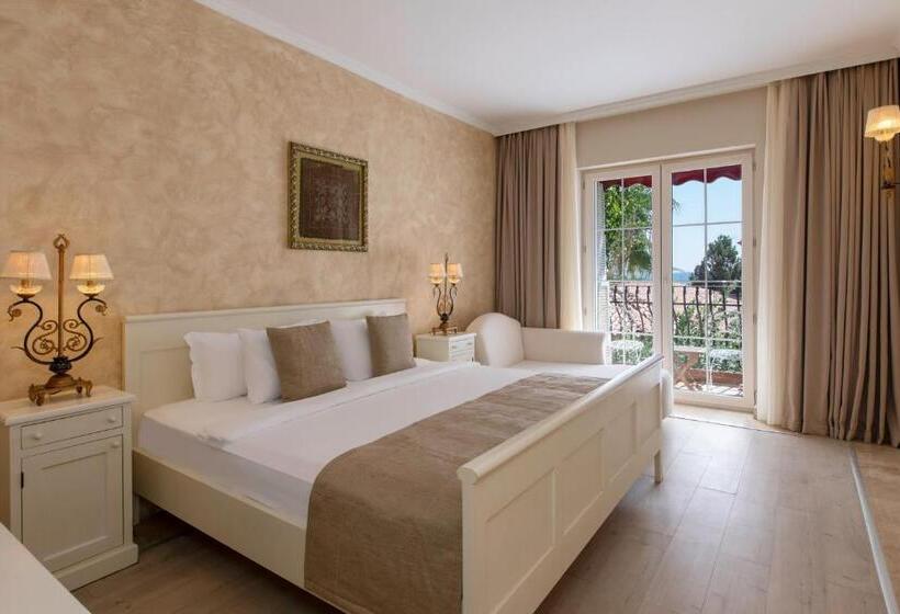 Люкс Вид на Сад, Alaçatı Beach Resort