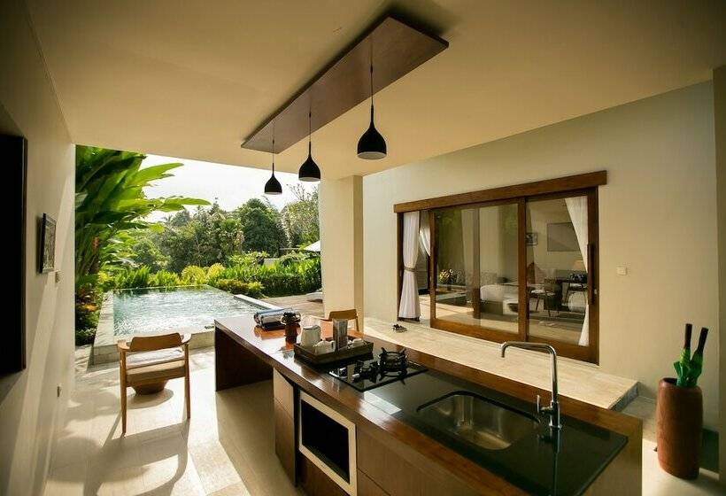 Вилла с 1 спальней и бассейном, Senetan Villas And Spa Resort